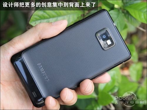 2012高人气热门手机预测 摩托RAZR必火