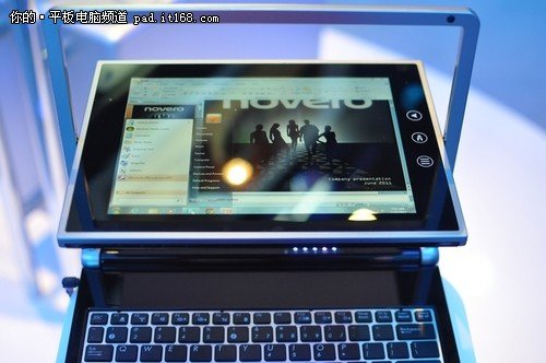 真正变形金刚 CES展出可旋转屏幕平板